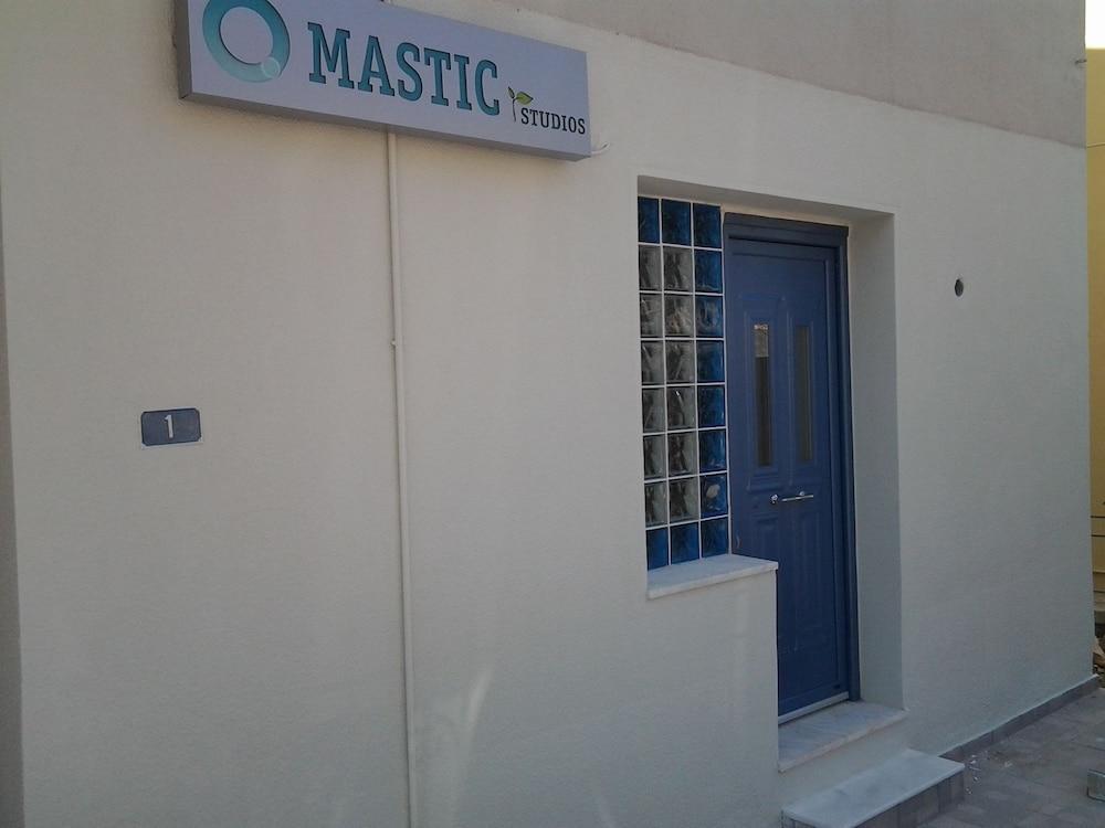 Mastic Point Studios Chios Town Exterior photo