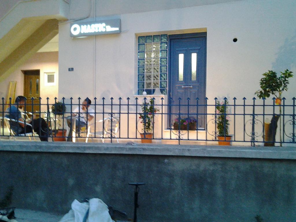 Mastic Point Studios Chios Town Exterior photo